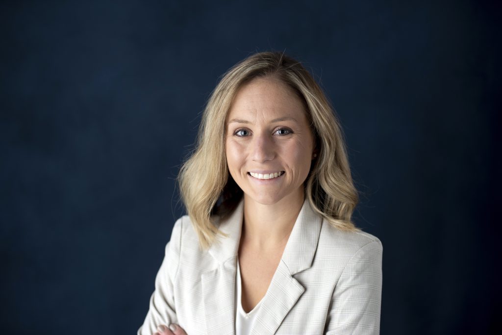 Jessica Headshot